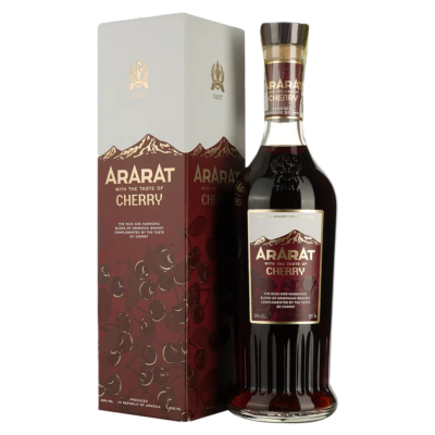 Խմիչք «Արարատ» բալ 700մլ